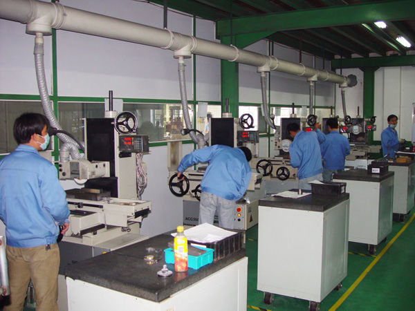 Xiamen Juguangli Import & Export Co., Ltd ligne de production du fabricant