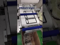 Verre d'écran en soie trempé adapté aux besoins du client par panneau en verre d'affichage électronique