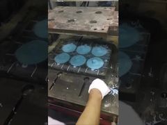 Regardez: brosse de beauté de nettoyage au silicone à ultrasons, vitrine d'articles ménagers en silicone